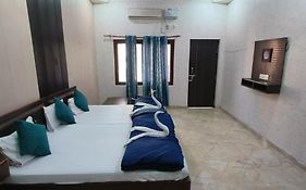 Bluestays Hostel